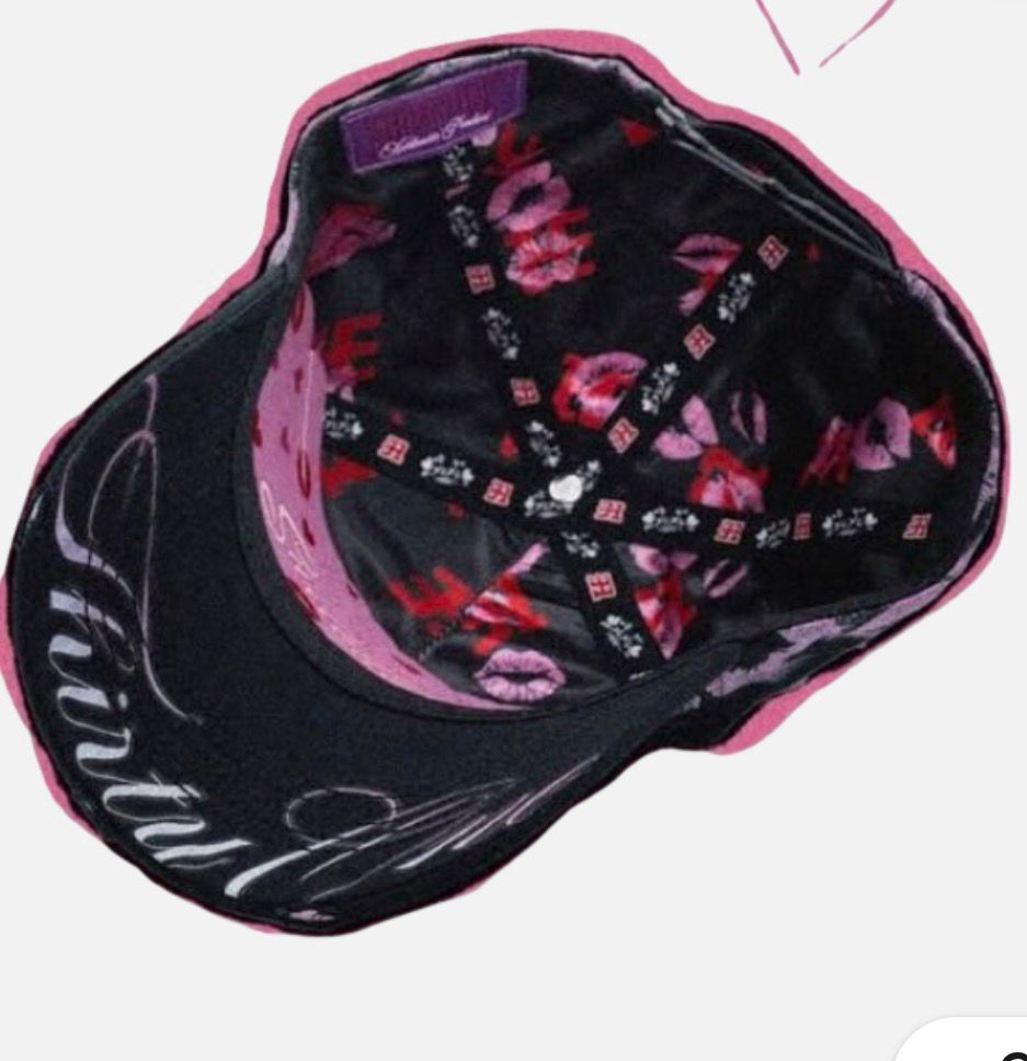 31 HATS "NY Love Stuck"